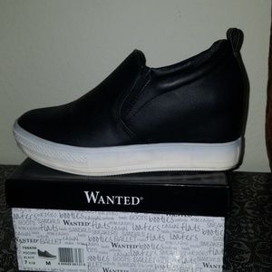 Wanted Pocono black wedge sneaker slip on 7.5